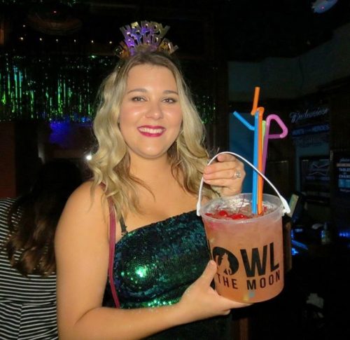 Hey spring babies! 🐣 Looking for the perfect birthday party spot? Celebrate your day in style at Howl! DM for birthday package details 🎂🎈🎉 . . . #howlatthemoon #livemusic #drinks #wolfpack #buckets #entertainers #moonme #party #happyhour #birthday #springchicken #springbirthday #birthdayparty #taurus #happybirthday #celebrate #april