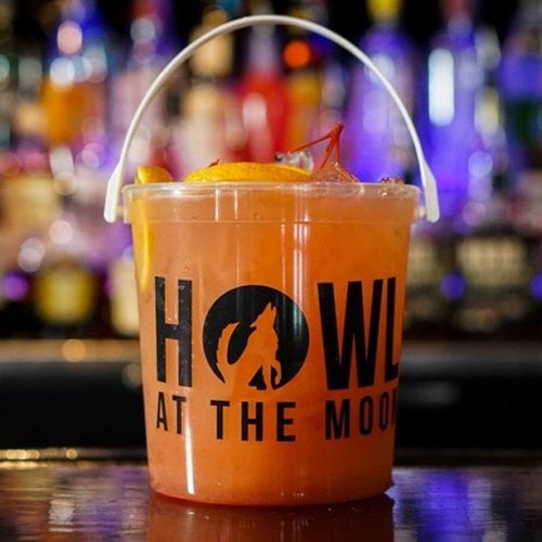 This can be yours tonight. 🍊🍋🍒 #maitai #howlatthemoon #bucketsofbooze #cruzanrum #saturday #livemusic #weekendwarrior #wolfpack