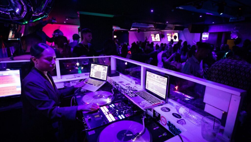 down boston holiday DJ